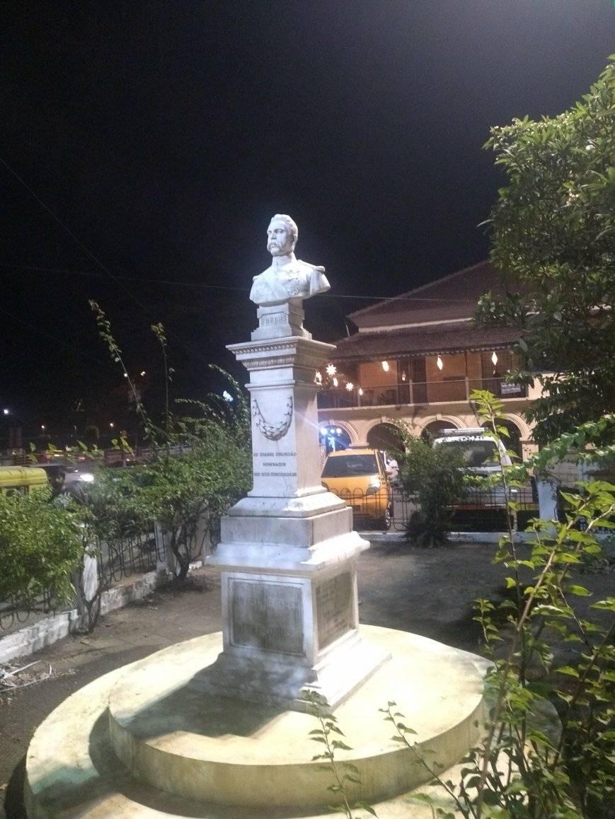 MiguelCaetanoDias-bust-CasaDaMoeda